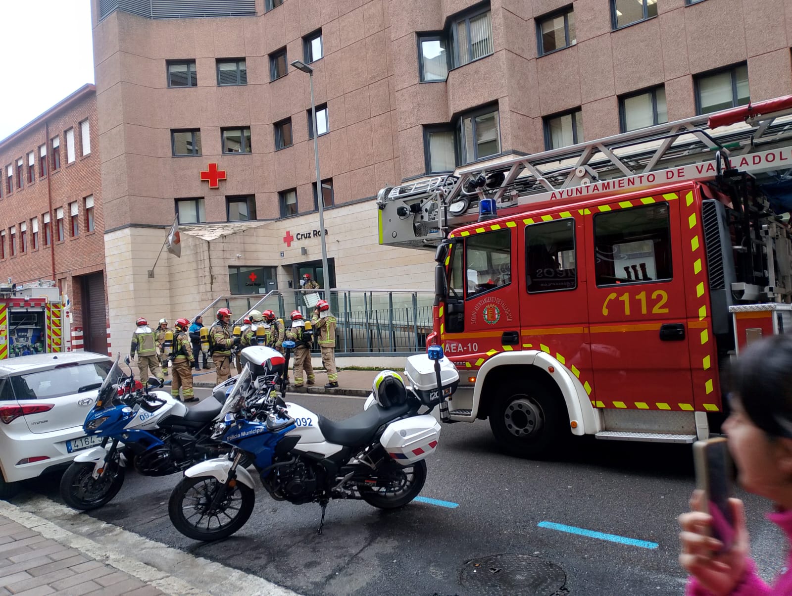 Un radiador eléctrico quemado obliga a desalojar a los trabajadores de la Cruz Roja de Valladolid